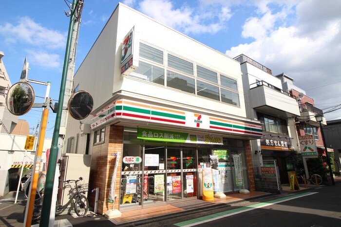 セブンイレブン横浜大倉山３丁目店(コンビニ)まで177m ﾒｿﾞﾝ･ﾄﾞ･ﾌﾞﾗﾝｼｭﾊﾞｰﾙ(202)