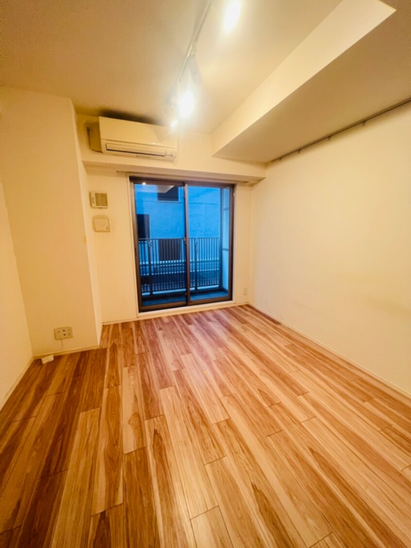 居室 ONE ROOF FLAT TSUKISHIMA