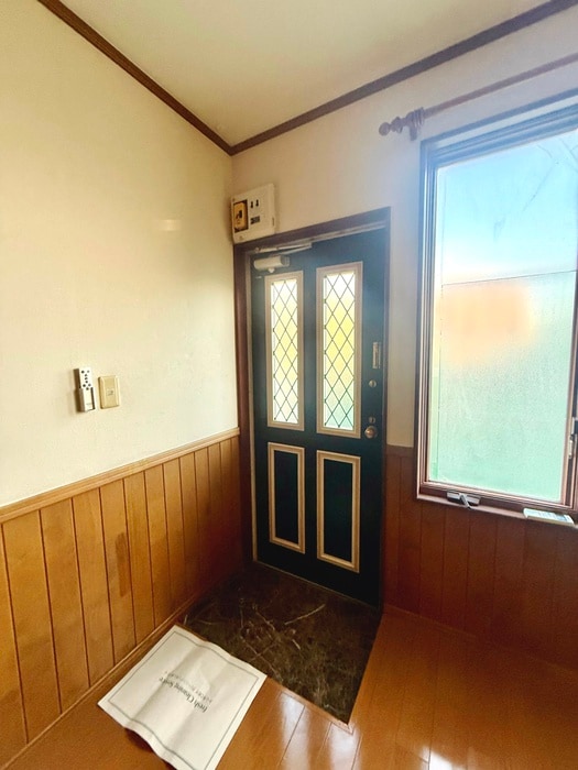 玄関 ウィング塩山