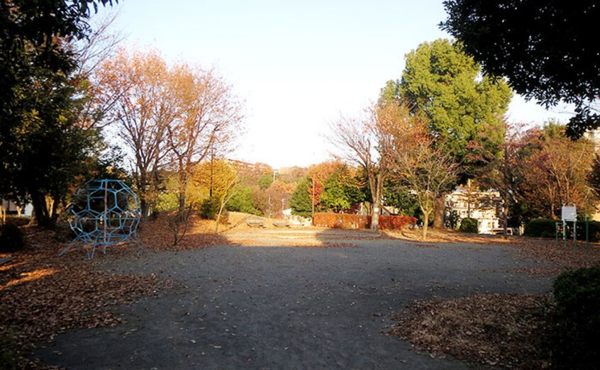 鶴ヶ峰公園(公園)まで329m Kolet鶴ヶ峰3