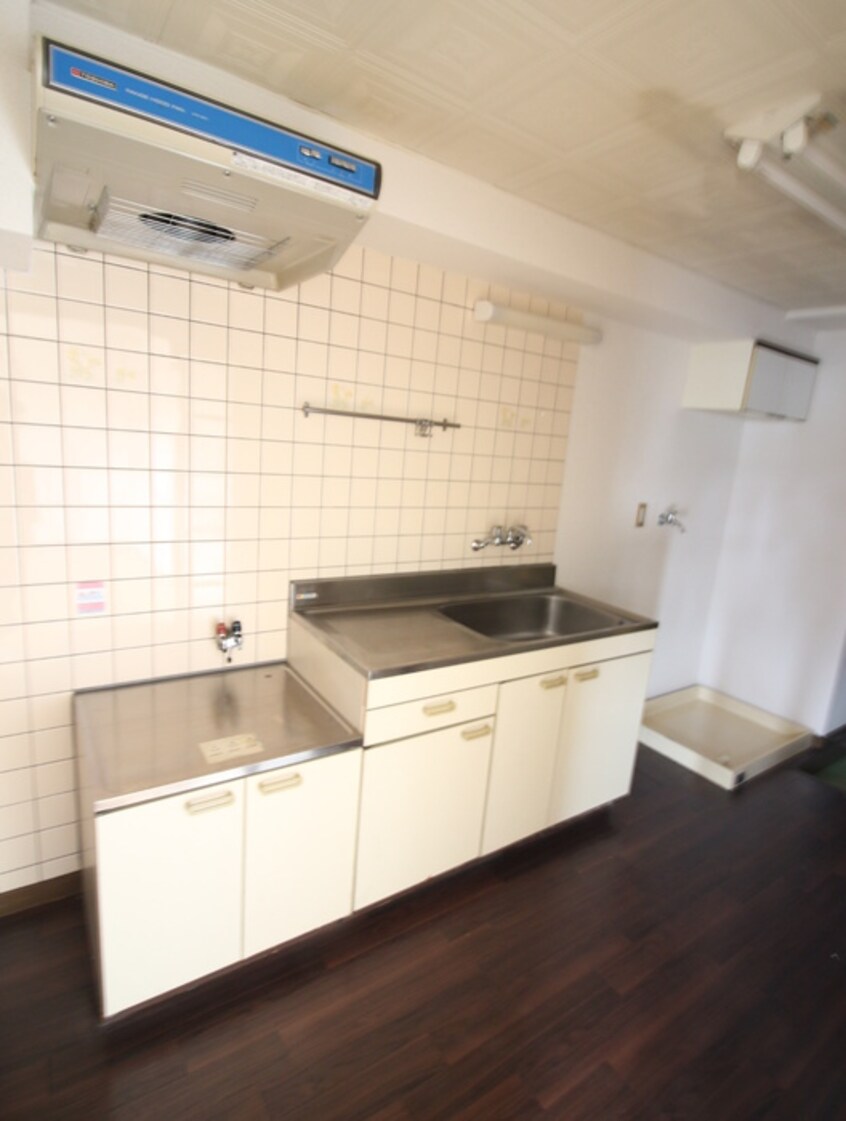 キッチン 三浦ビル