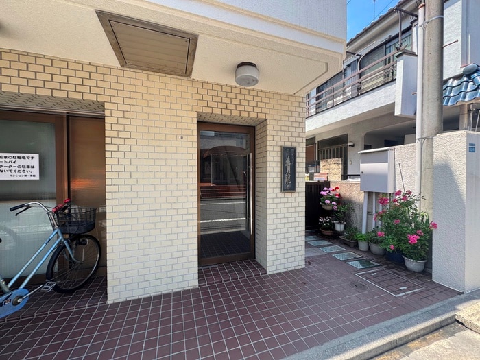 エントランス部分 マンション第一青龍