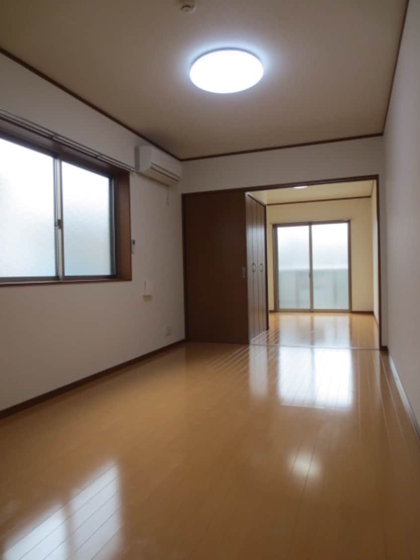 室内からの展望 アムール　KS