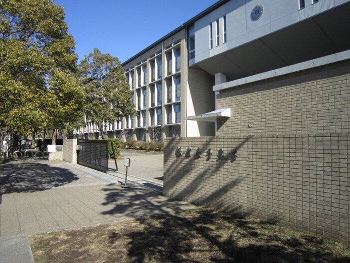 鎌倉女子大学(大学/短大/専門学校)まで431m コーポカメリア