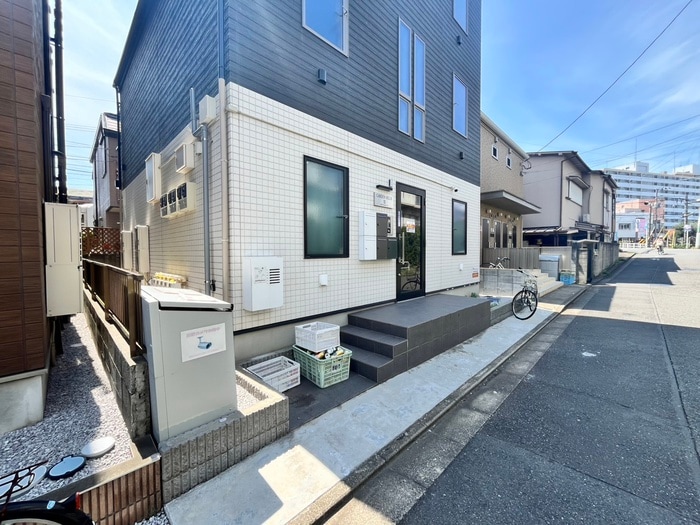 エントランス部分 GARDEN　HILLS　XI