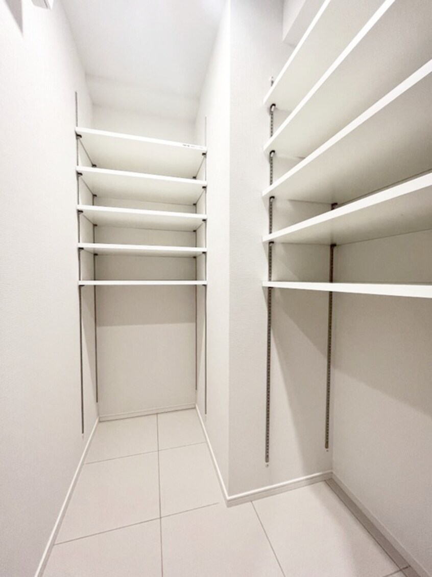 靴箱 リビオメゾン入谷