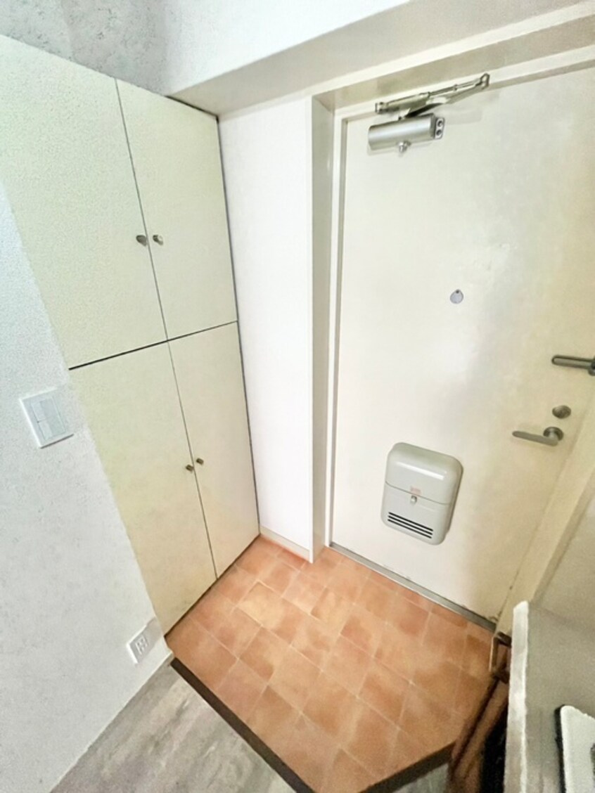 玄関 フォ－ラム雪谷