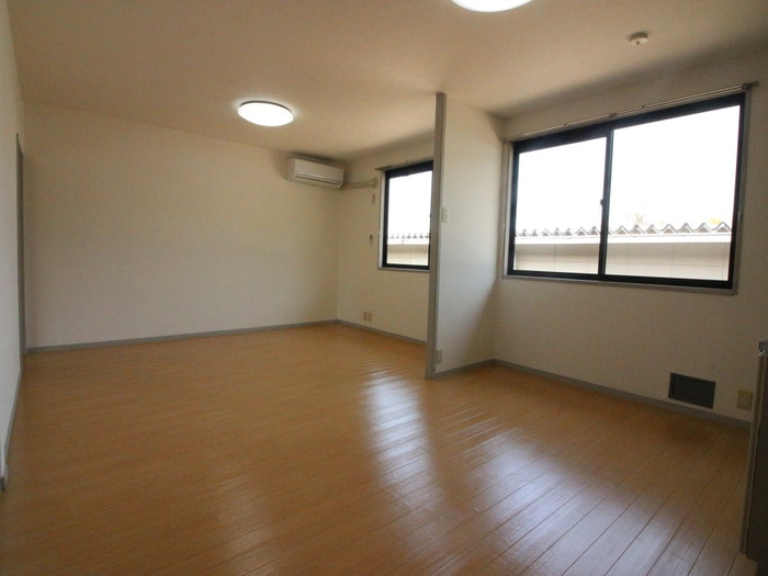 居室 レッドダイヤモンズＡ