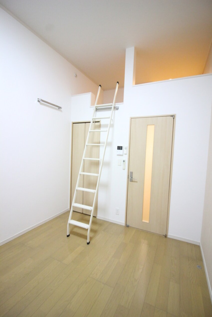 居室 shalaroste Hills Machida