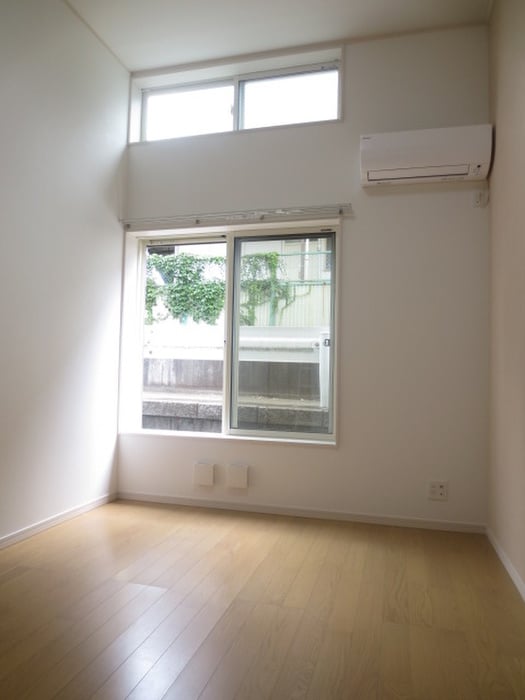 居室 shalaroste Hills Machida