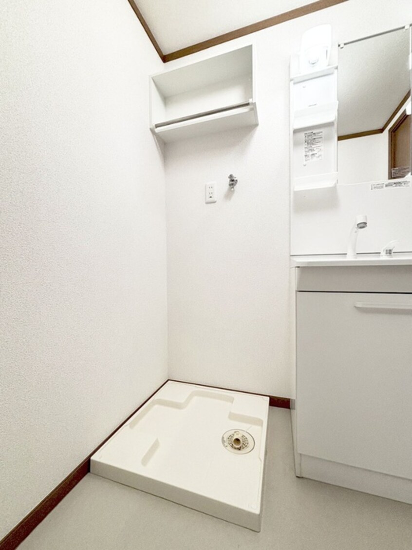 洗濯機置場 Lanai　House　393　Noah