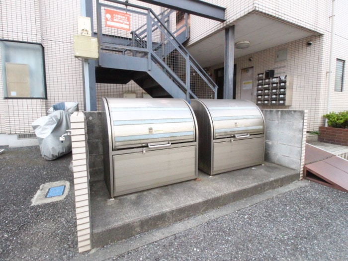 エントランス部分 メビウスメルズ