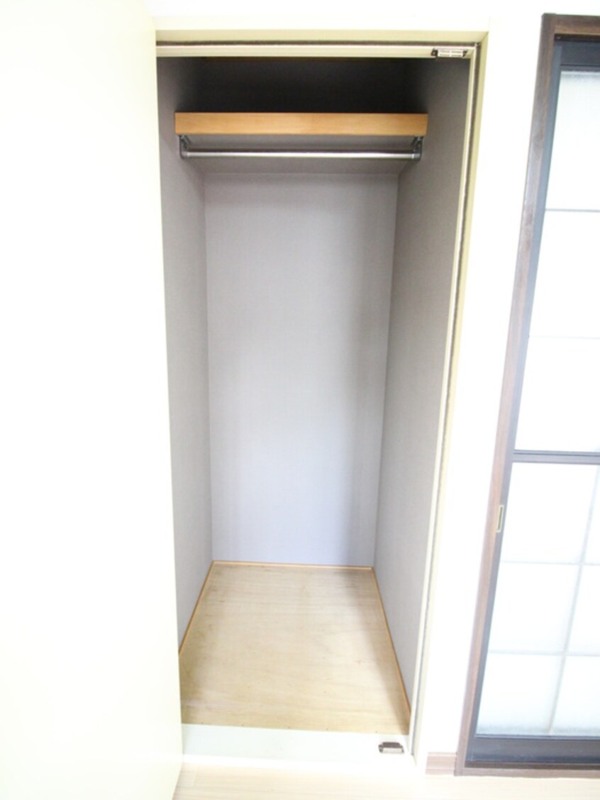 収納 ピアホンソン