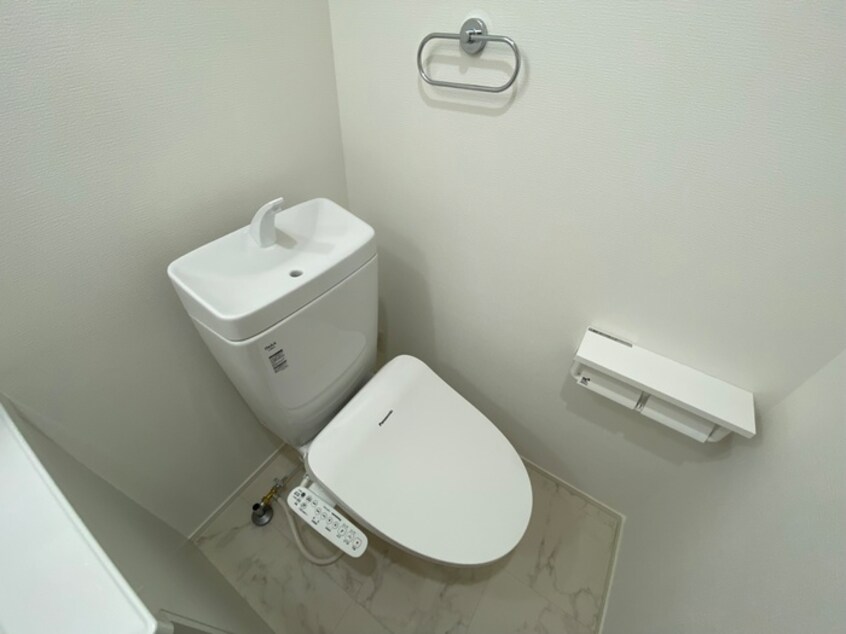 トイレ シュヴァルクラジュー横浜鴨居