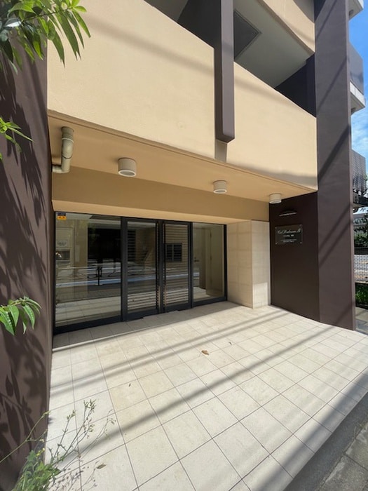 エントランス部分 シエル白山B館