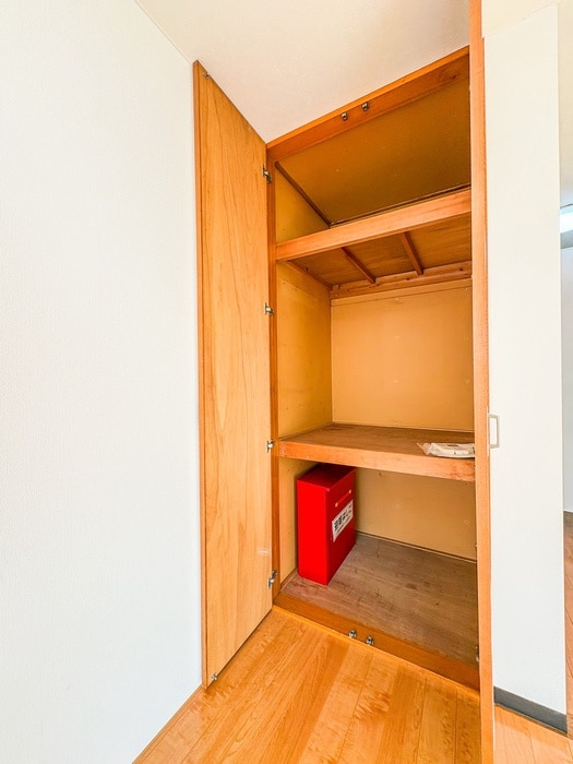 収納 石井ハイツ