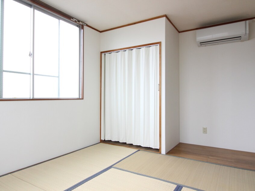 居室 井上ハイツ