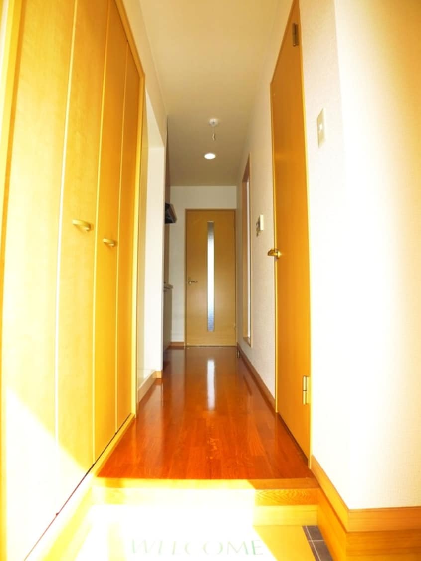 玄関 CUBIC Square (ｷｭｰﾋﾞｯｸｽｸｴｱ)