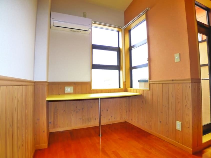 居室 CUBIC Square (ｷｭｰﾋﾞｯｸｽｸｴｱ)