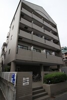 堀江新井ビルの外観