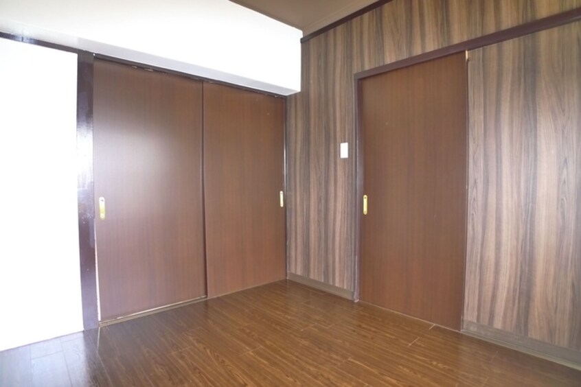 居室 ガ－デンフィ－ル東台