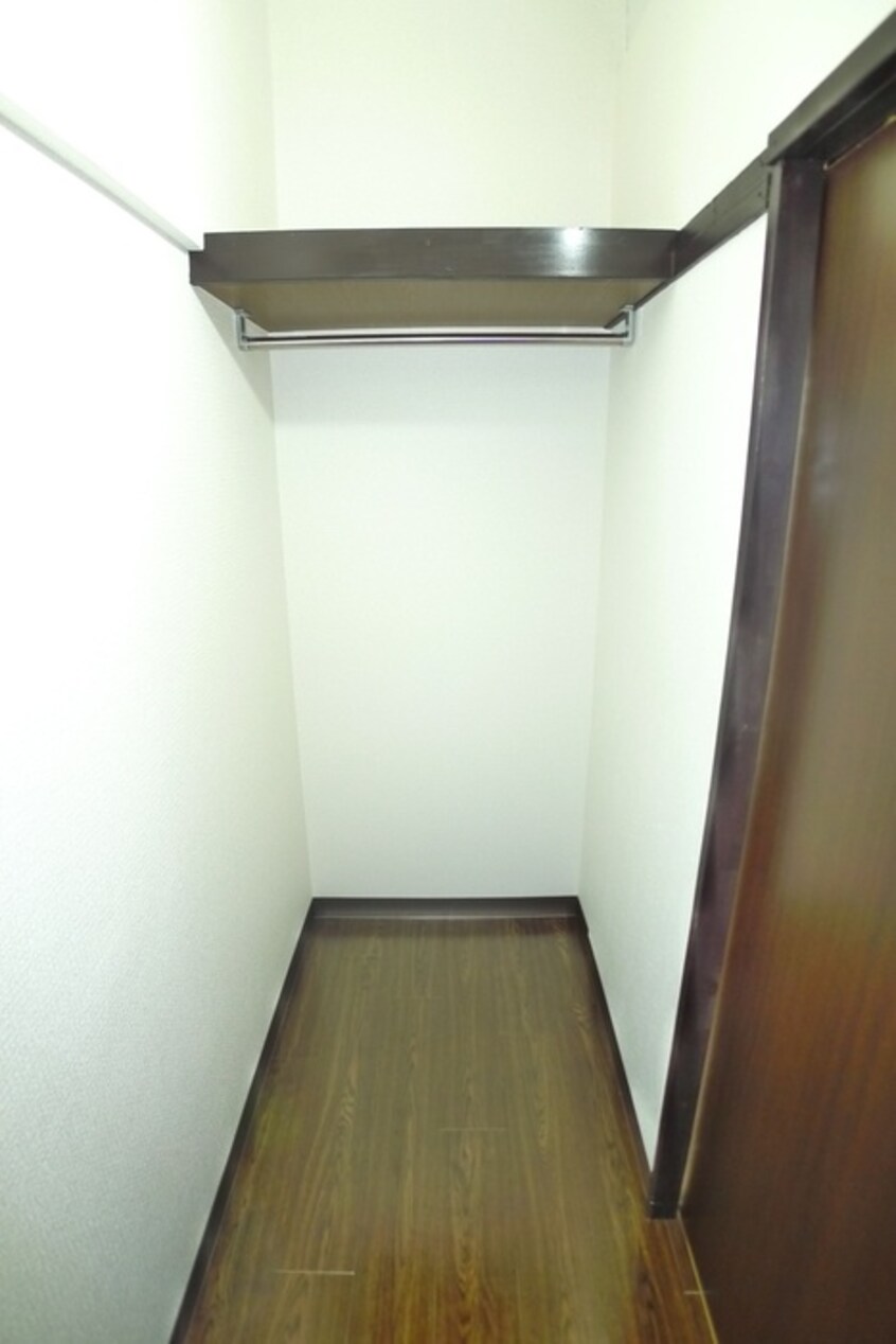 収納 ガ－デンフィ－ル東台