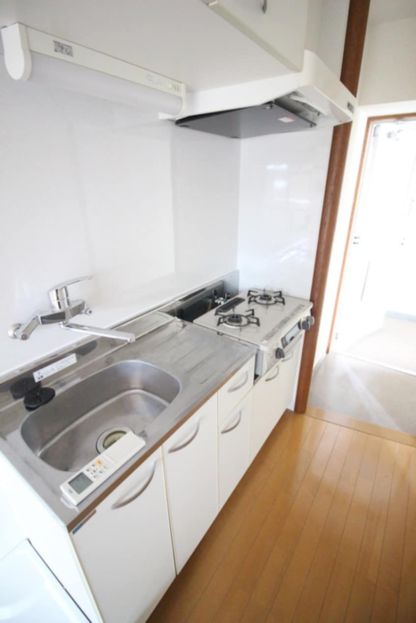 キッチン メゾン中央