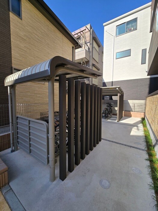 駐輪場 コントレイル