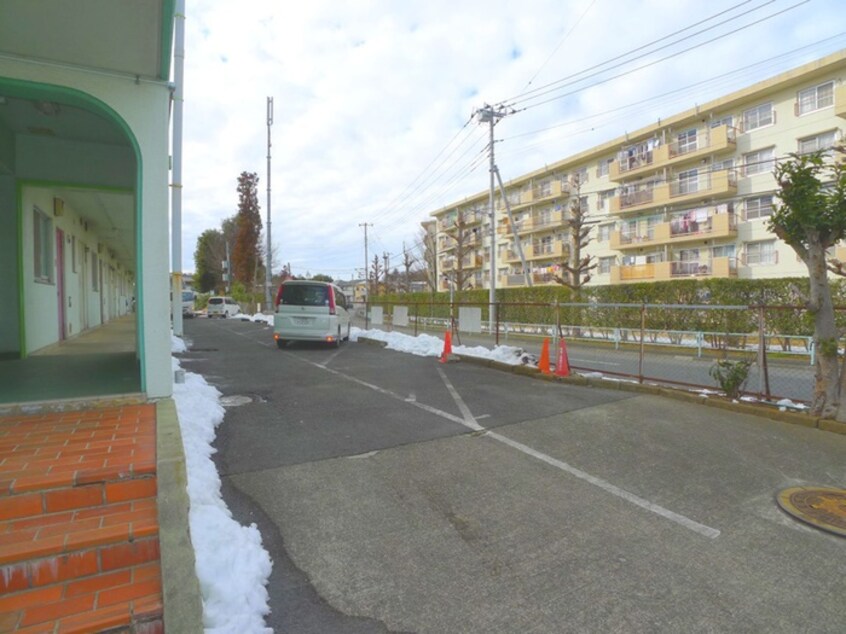 エントランス部分 グリ－ンハイツ関根