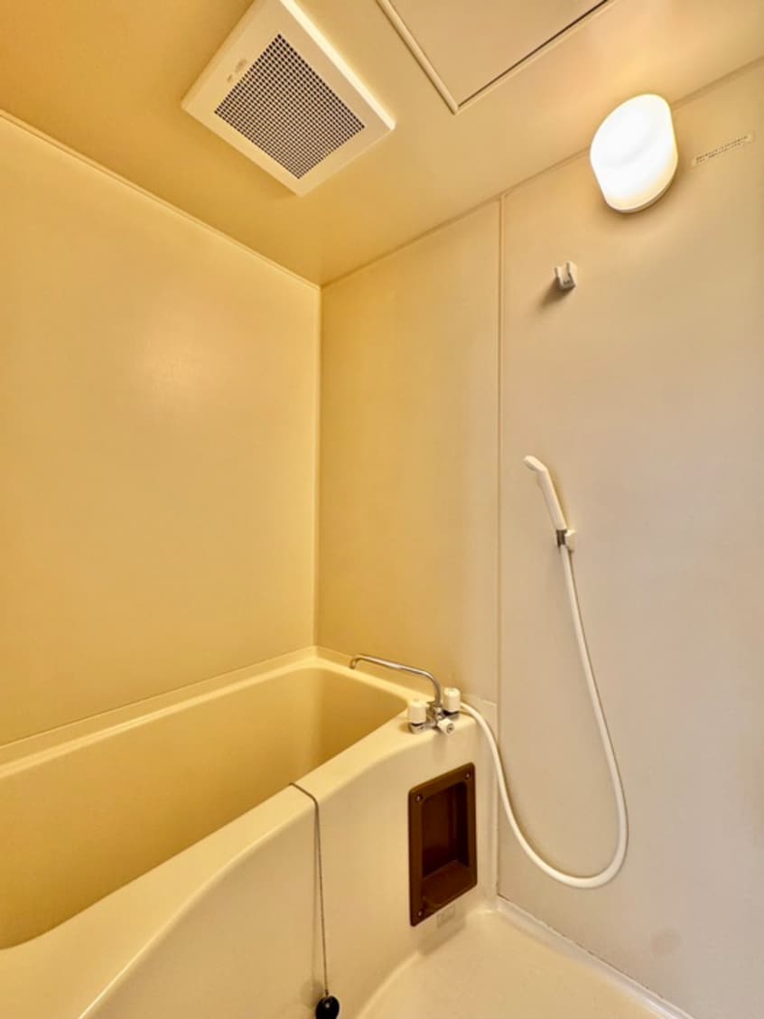 バス／シャワールーム等 エステート岸野