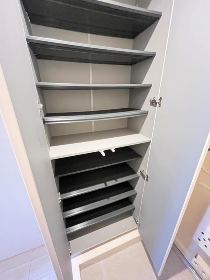 靴箱 シャトー文京（２０４）