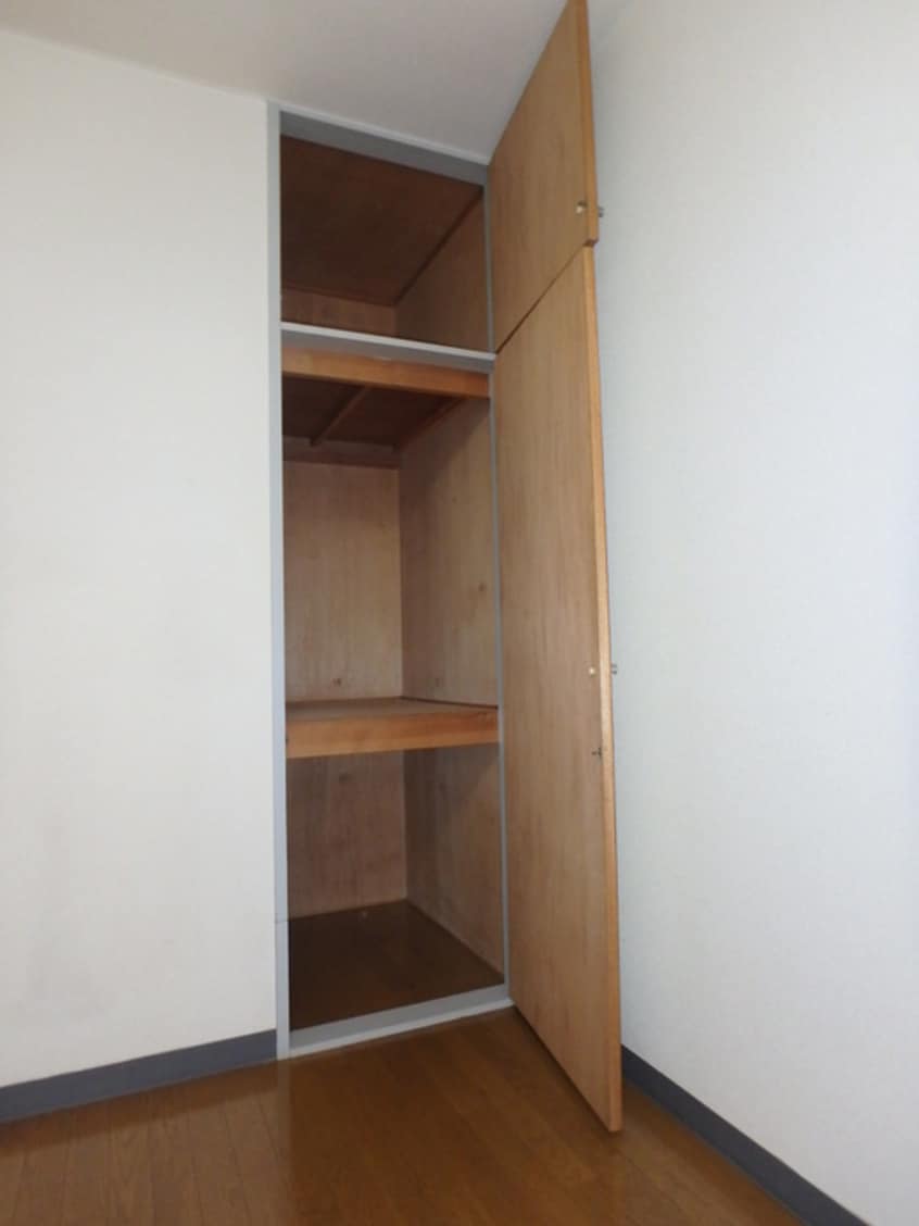 収納 トレッフェンツカハラ