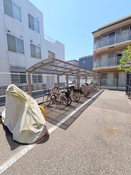 駐輪場 グレ－スハイム北見