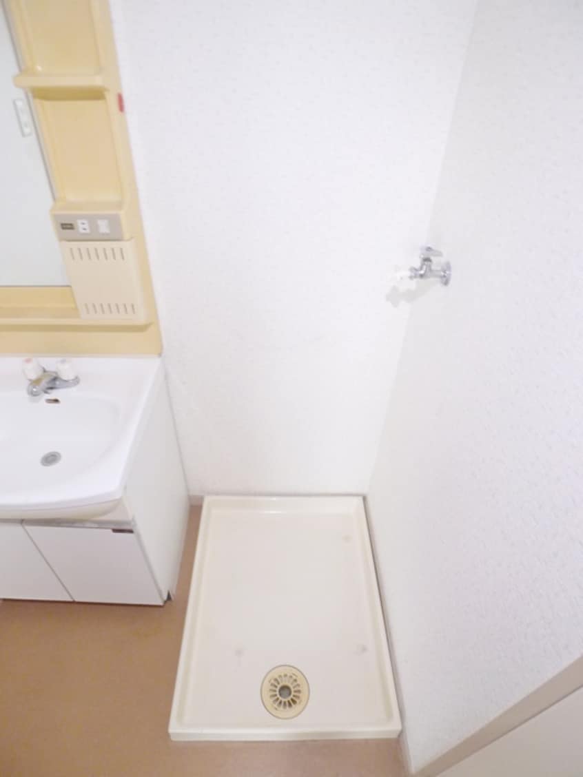 洗濯機置場 グレ－スハイム北見