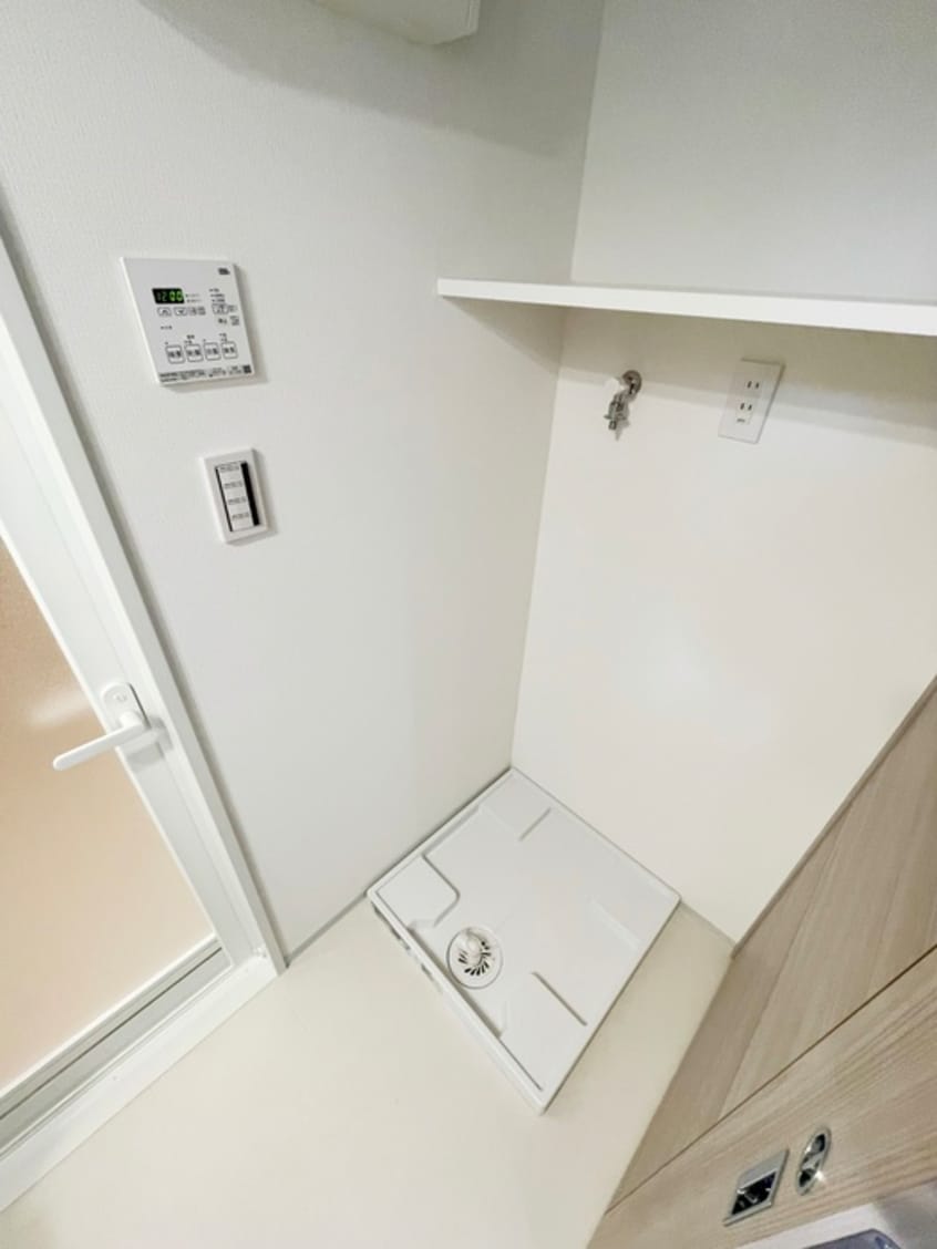 洗濯機置場 アヴニール三軒茶屋