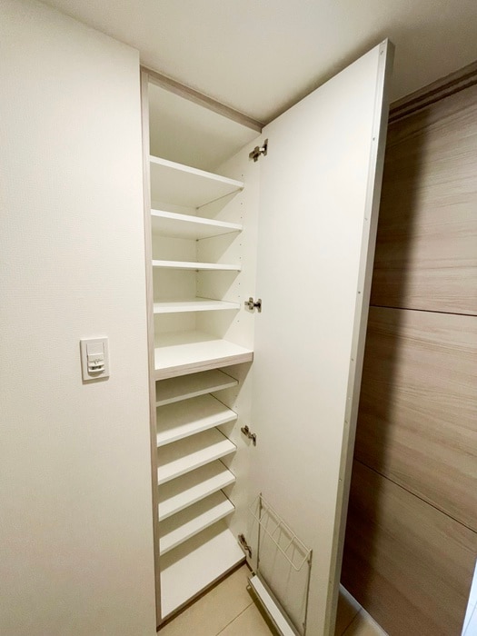 靴箱 アヴニール三軒茶屋