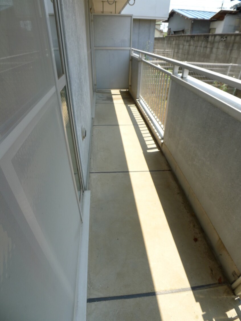 ベランダ・バルコニー ジュネスファミーユ