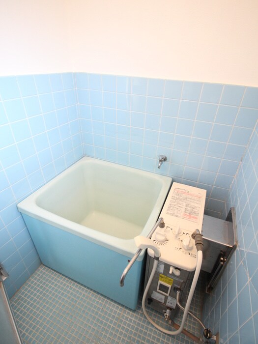 バス／シャワールーム等 第一はなぶさコ－ポ