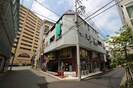 ヒルズガ－デン小泉ビルの外観