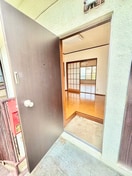 玄関 原田荘