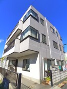 グランドマンシヨンの外観