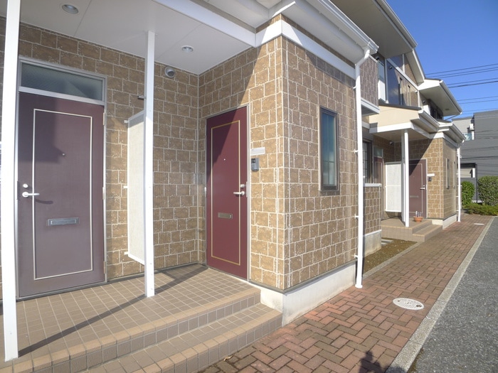 エントランス部分 ヴィラアンソレイユ