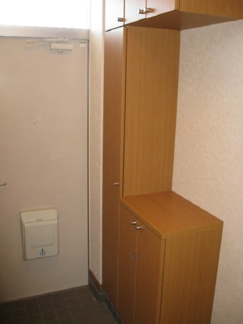 靴箱 ヴィラアンソレイユ