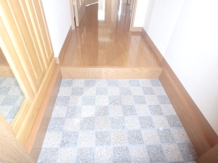 玄関 ボヌール・アビタシオン