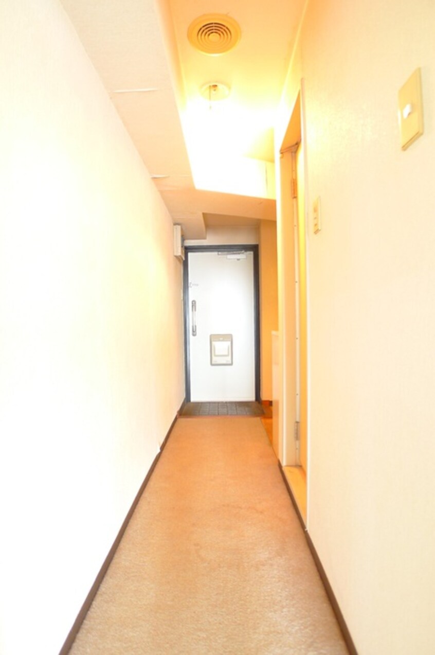 廊下 ﾍﾟｶﾞｻｽ･ｽﾃｰｼｮﾝ･ﾌﾟﾗｻﾞ小岩（606）