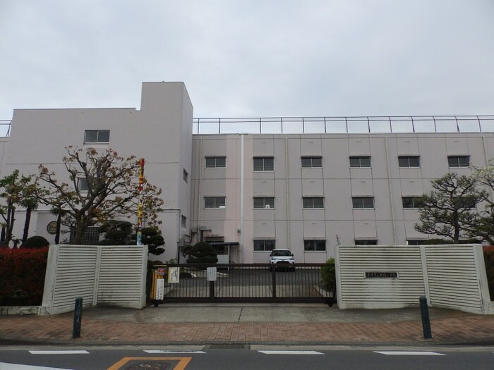 横内小学校(小学校)まで628m アドヴァンスハイムＫ