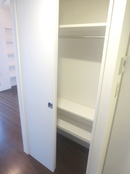 収納 レジディア市谷薬王寺