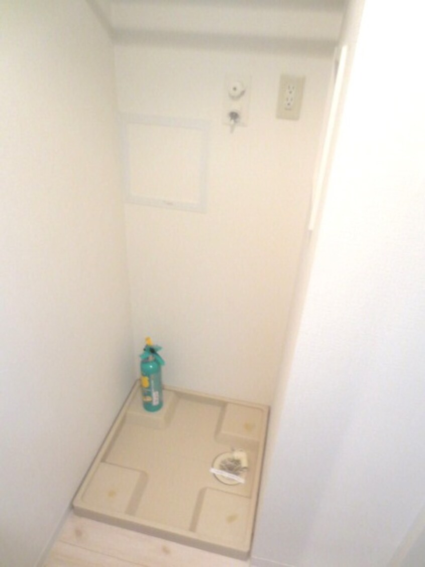 洗濯機置場 レジディア市谷薬王寺