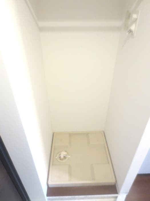 洗濯機置場 レジディア市谷薬王寺