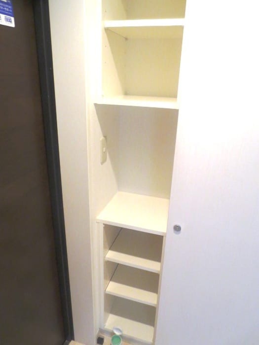 靴箱 レジディア市谷薬王寺